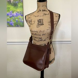 Vintage COACH Mahogany Brown Legacy Zip Shoulder Bag